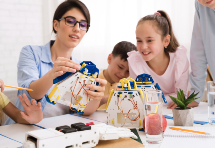 Üstün Zekalı Çocuklar Eğitici Eğitimi